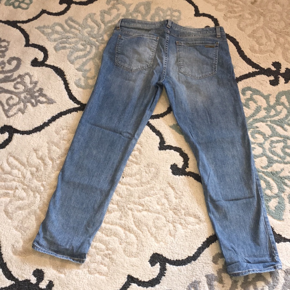 MICHAEL KORS • LIGHT WASH BOOTCUT JEANS - Picture 4 of 6